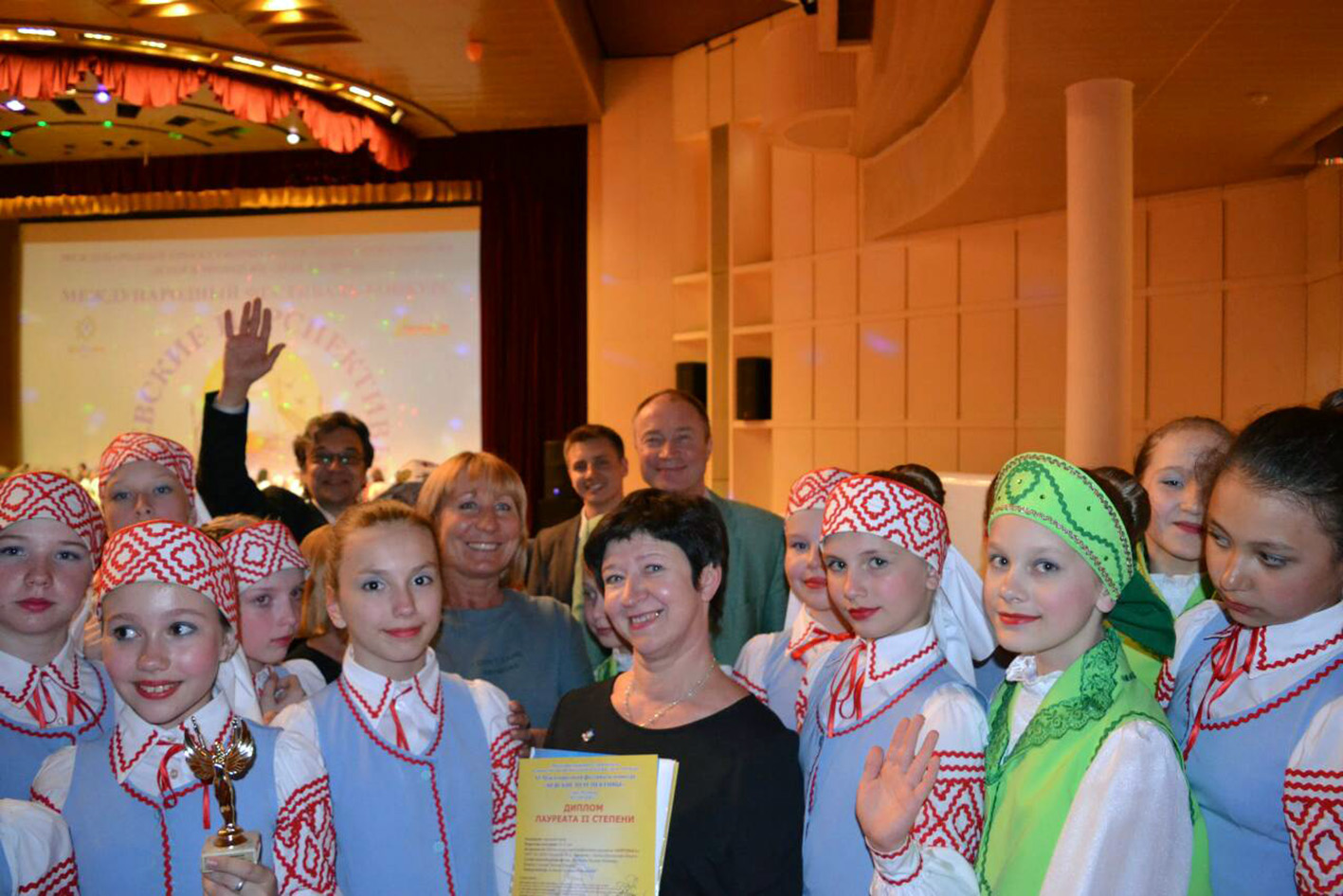"Невские перспективы" для школы-студии "Зоренька" "Невские перспективы" для школы-студии "Зоренька"